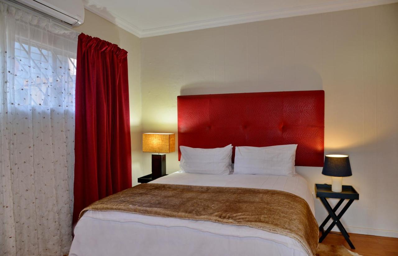 Annie'S Boutique Guesthouse And Garden Spa ฮาร์ทบีสบูร์ท ภายนอก รูปภาพ