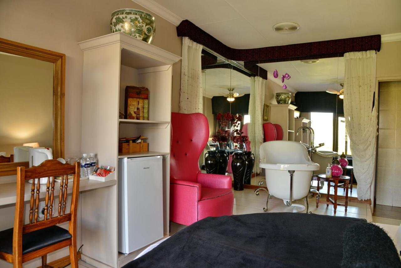 Annie'S Boutique Guesthouse And Garden Spa ฮาร์ทบีสบูร์ท ภายนอก รูปภาพ