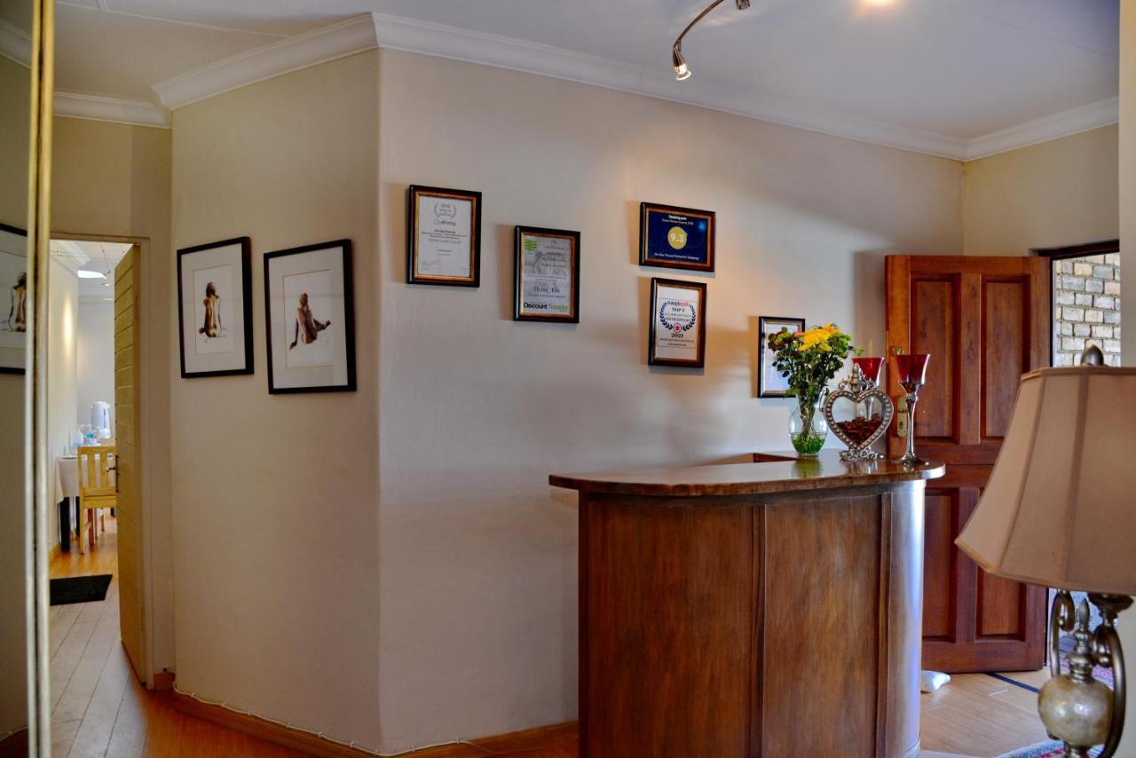 Annie'S Boutique Guesthouse And Garden Spa ฮาร์ทบีสบูร์ท ภายนอก รูปภาพ