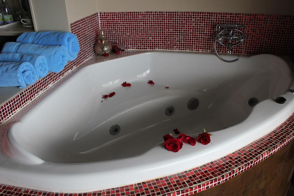 Annie'S Boutique Guesthouse And Garden Spa ฮาร์ทบีสบูร์ท ภายนอก รูปภาพ
