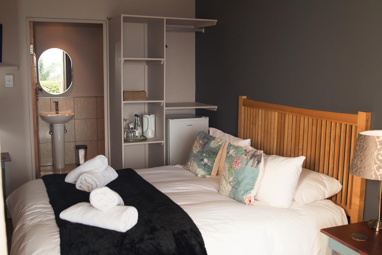 Annie'S Boutique Guesthouse And Garden Spa ฮาร์ทบีสบูร์ท ภายนอก รูปภาพ